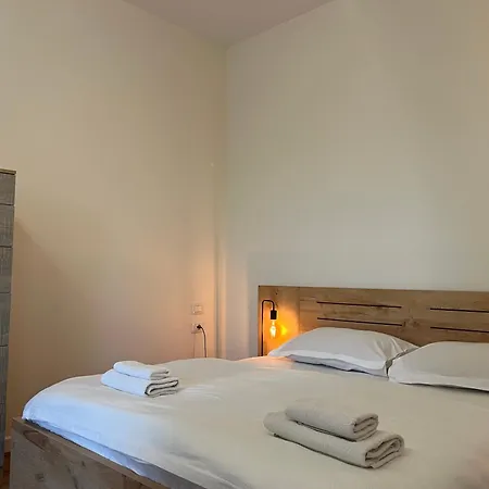 Cane Emerald Apartment Tirana