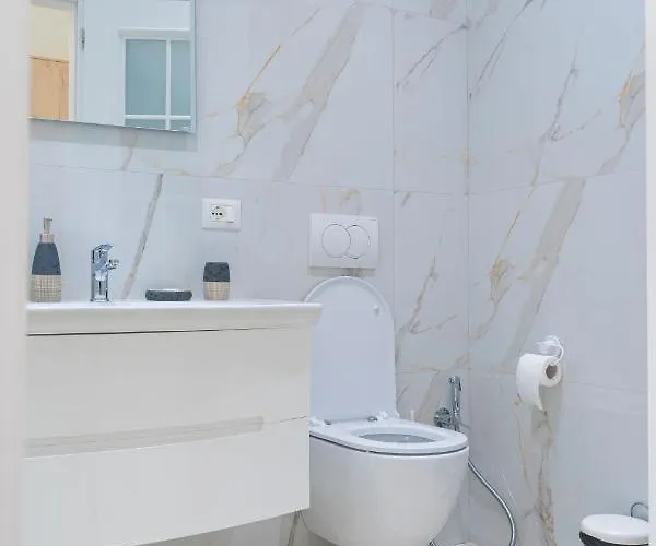 公寓 Cane Emerald 地拉那