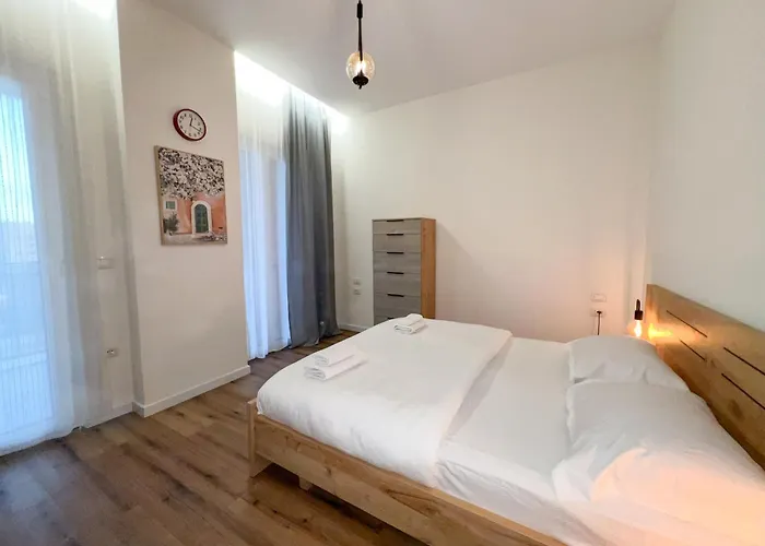 公寓 Cane Emerald 地拉那